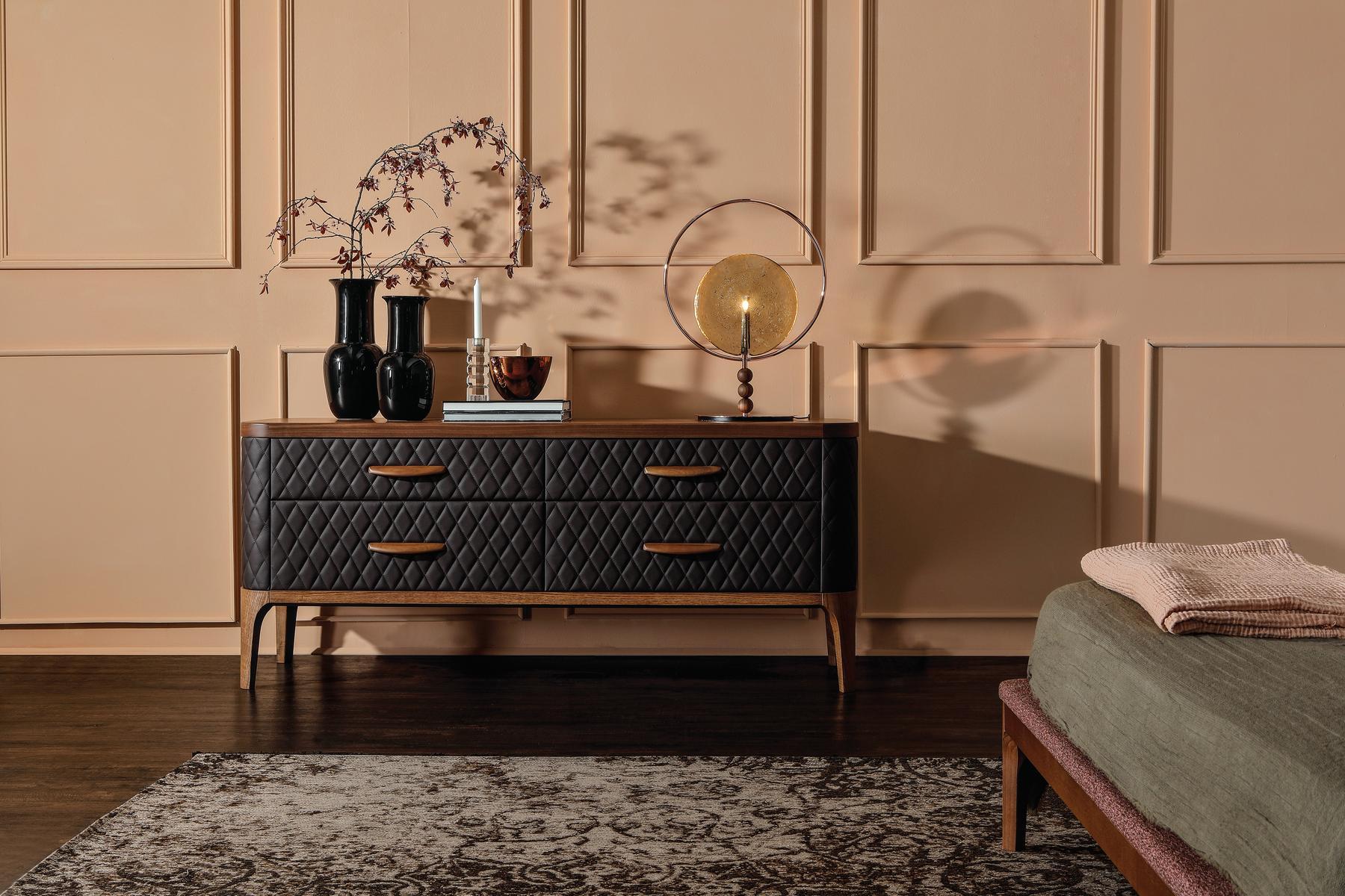 TIFFANY NIGHT Leather sideboard with drawers