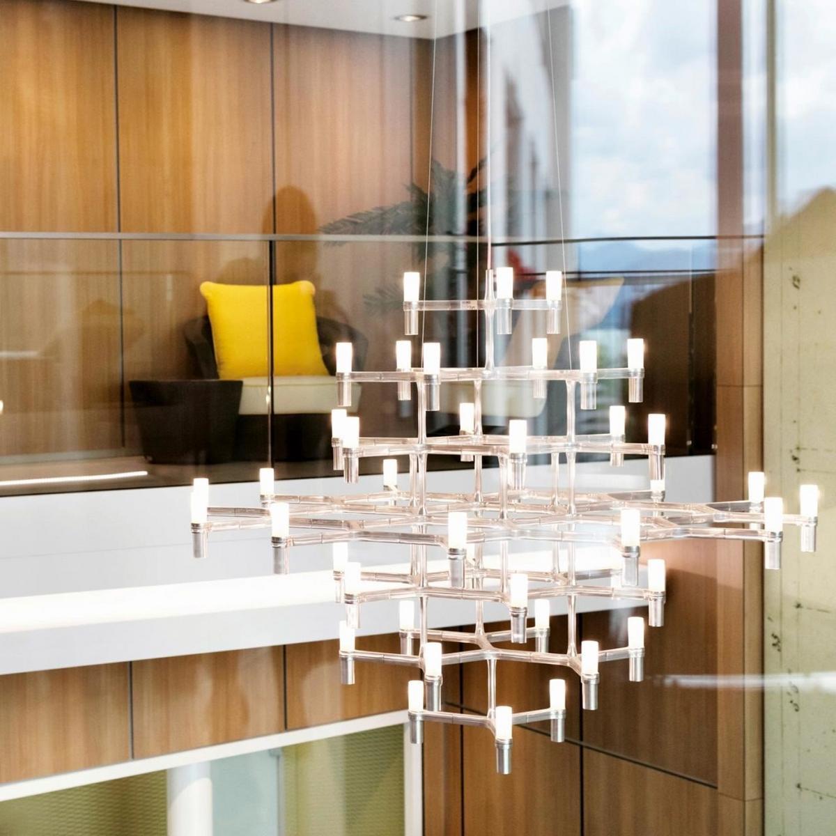 CROWN MAGNUM Die cast aluminium chandelier