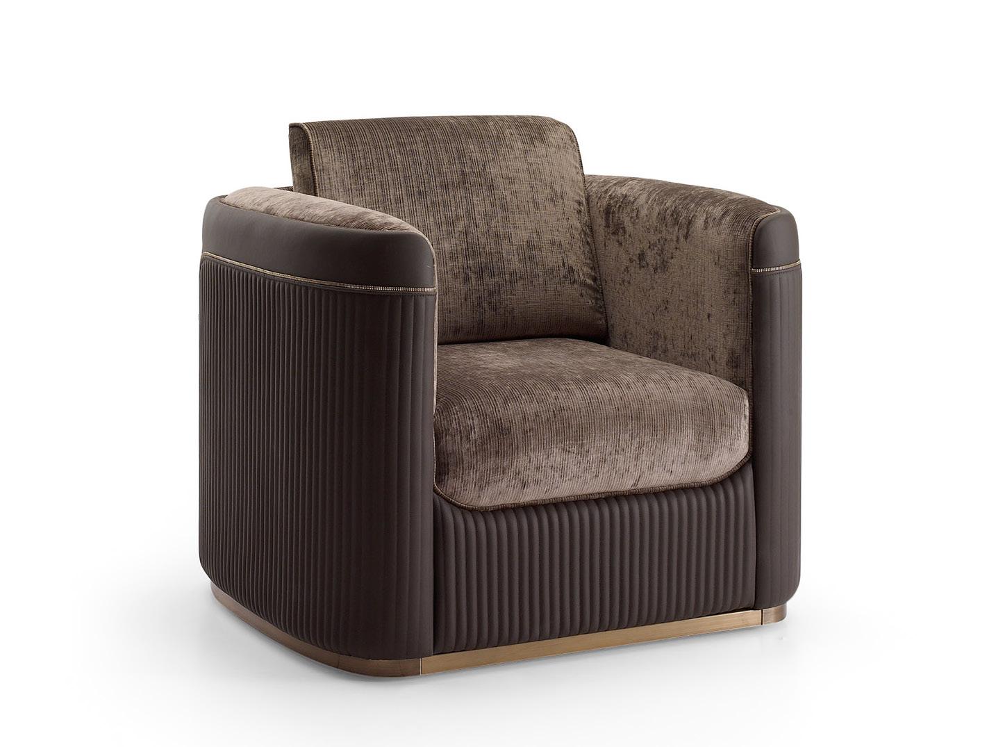 AUGUSTA Armchair with armrests