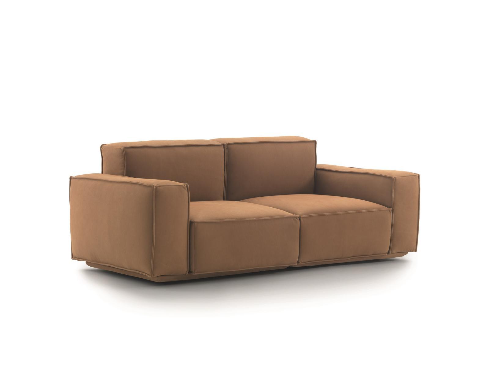 MARECHIARO Upholstered 3 seater leather sofa