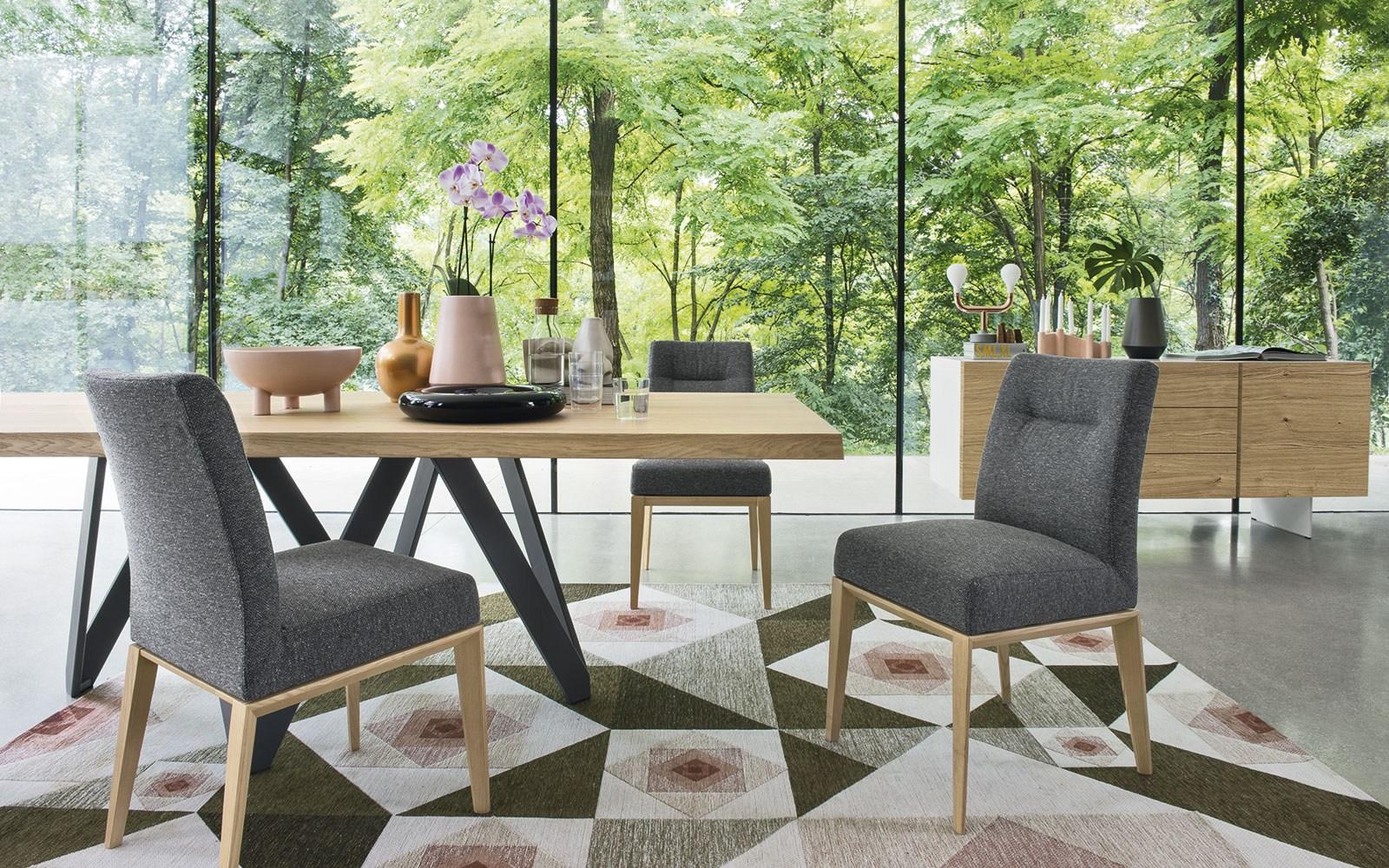 TOSCA Upholstered leather chair