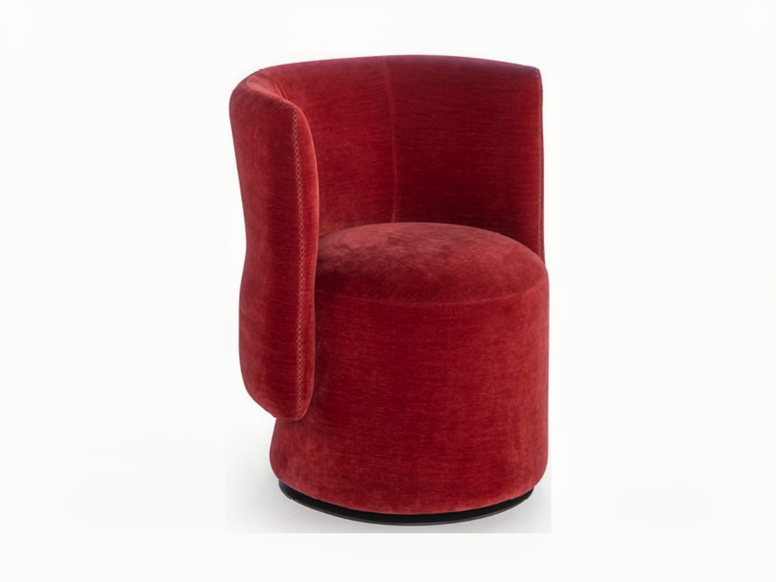 DONA G The 'Doña G' chair embodies Italian craftsmanship with a stylish design, offering both swivel and storage features, available in leather or fabric.