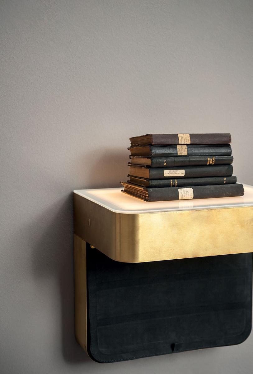SUNSET Wall-mounted bedside table with built-in lights