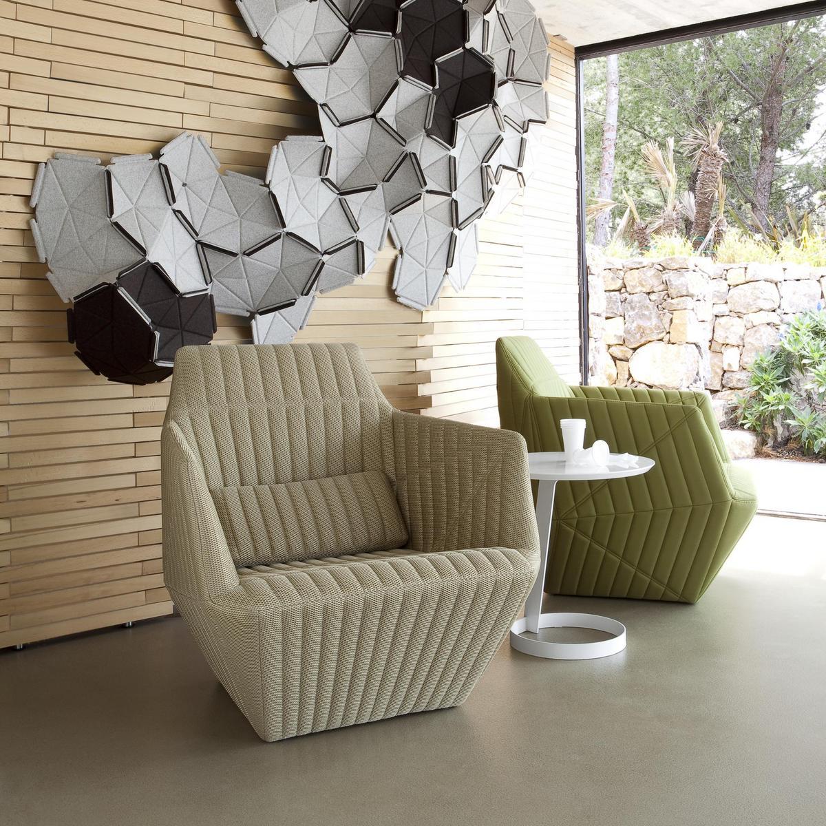 FACETT Swivel fabric armchair with armrests