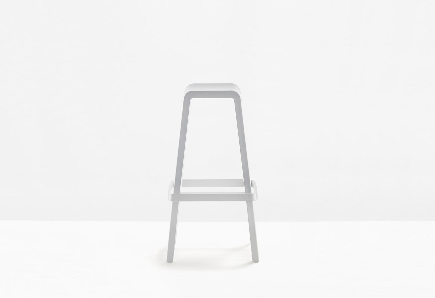 DOME 268 Stackable polypropylene stool