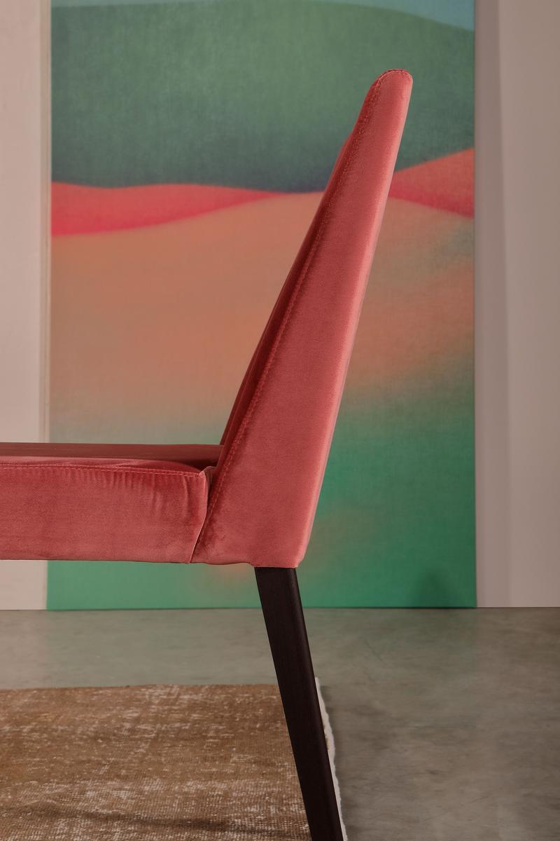 SAM Upholstered chair