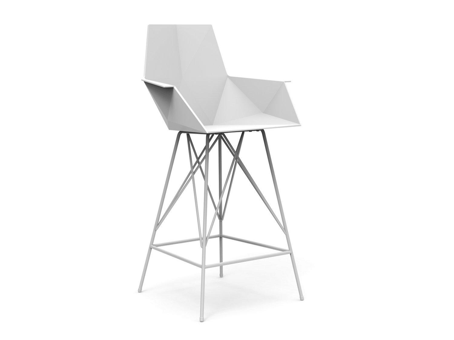 FAZ Polypropylene garden stool with armrests