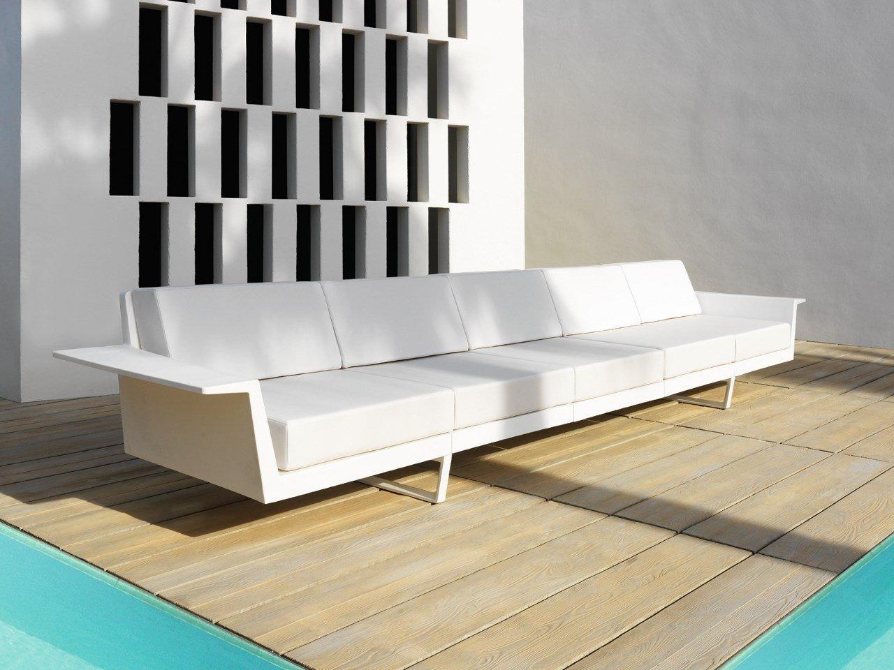 DELTA Modular garden sofa