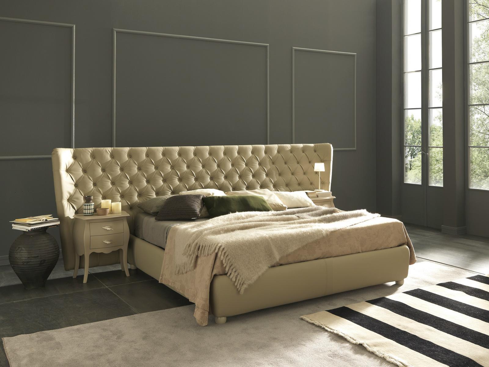 SELENE EXTRA LARGE Double bed with tufted headboard