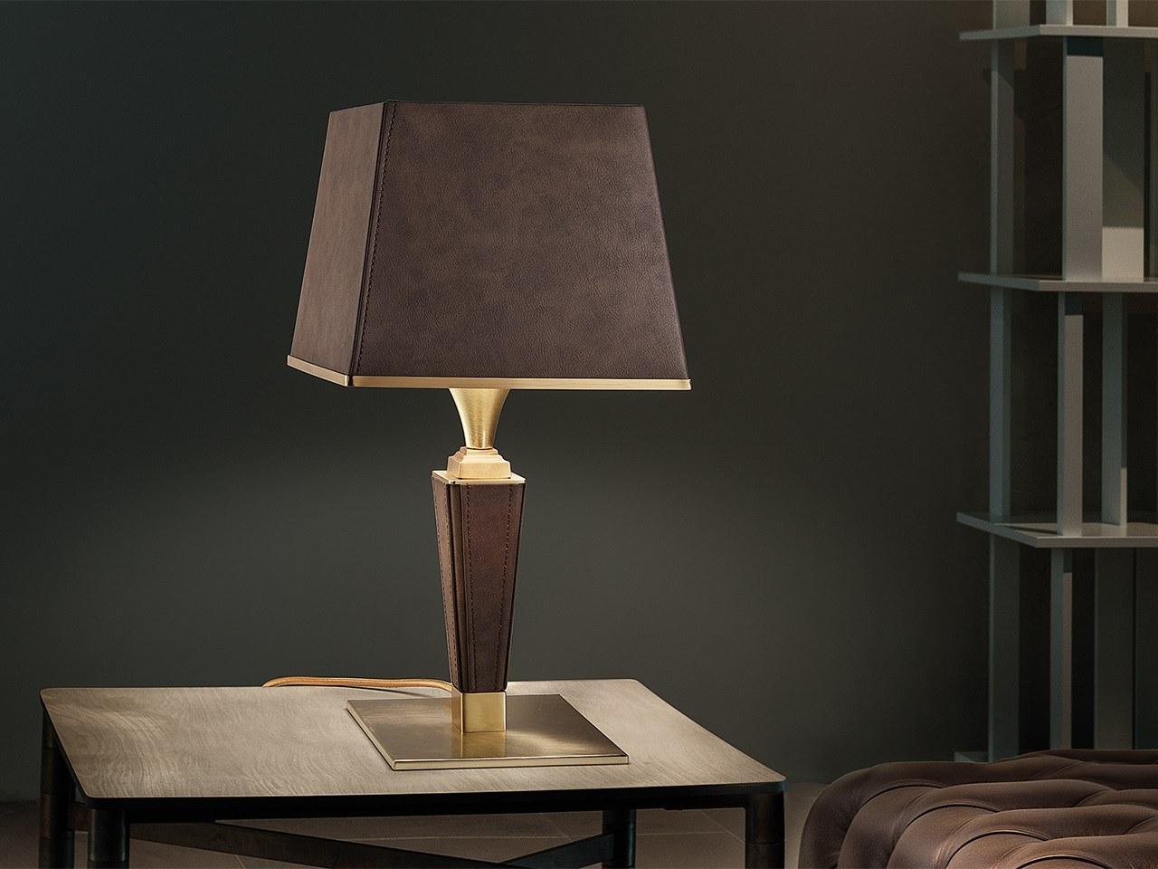 DARSHAN TL1 Leather table lamp