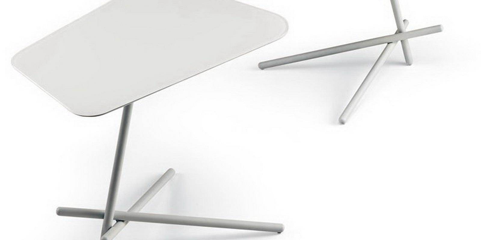LASER Triangular veneer coffee table