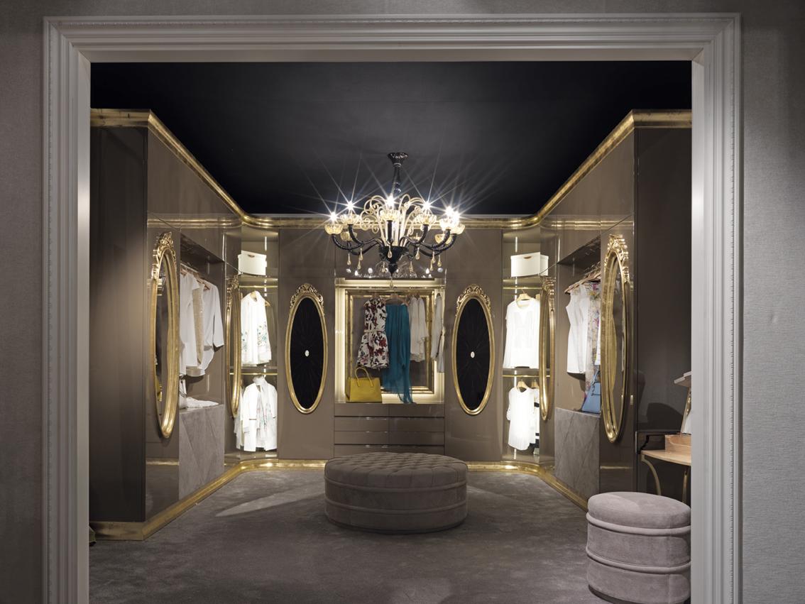 HOTEL DE VILLE Custom walk-in wardrobe with integrated lighting