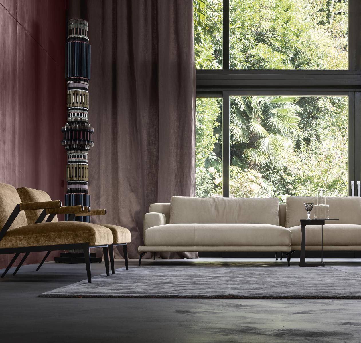 LIMA Armchair with armrests