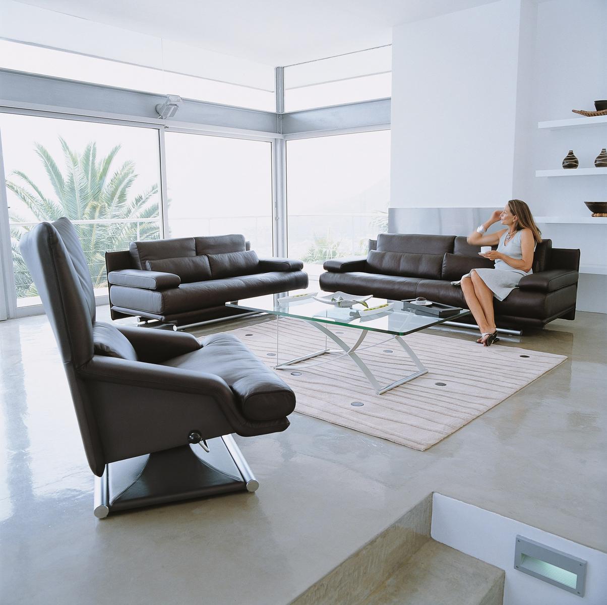 6500 High-back fabric armchair
