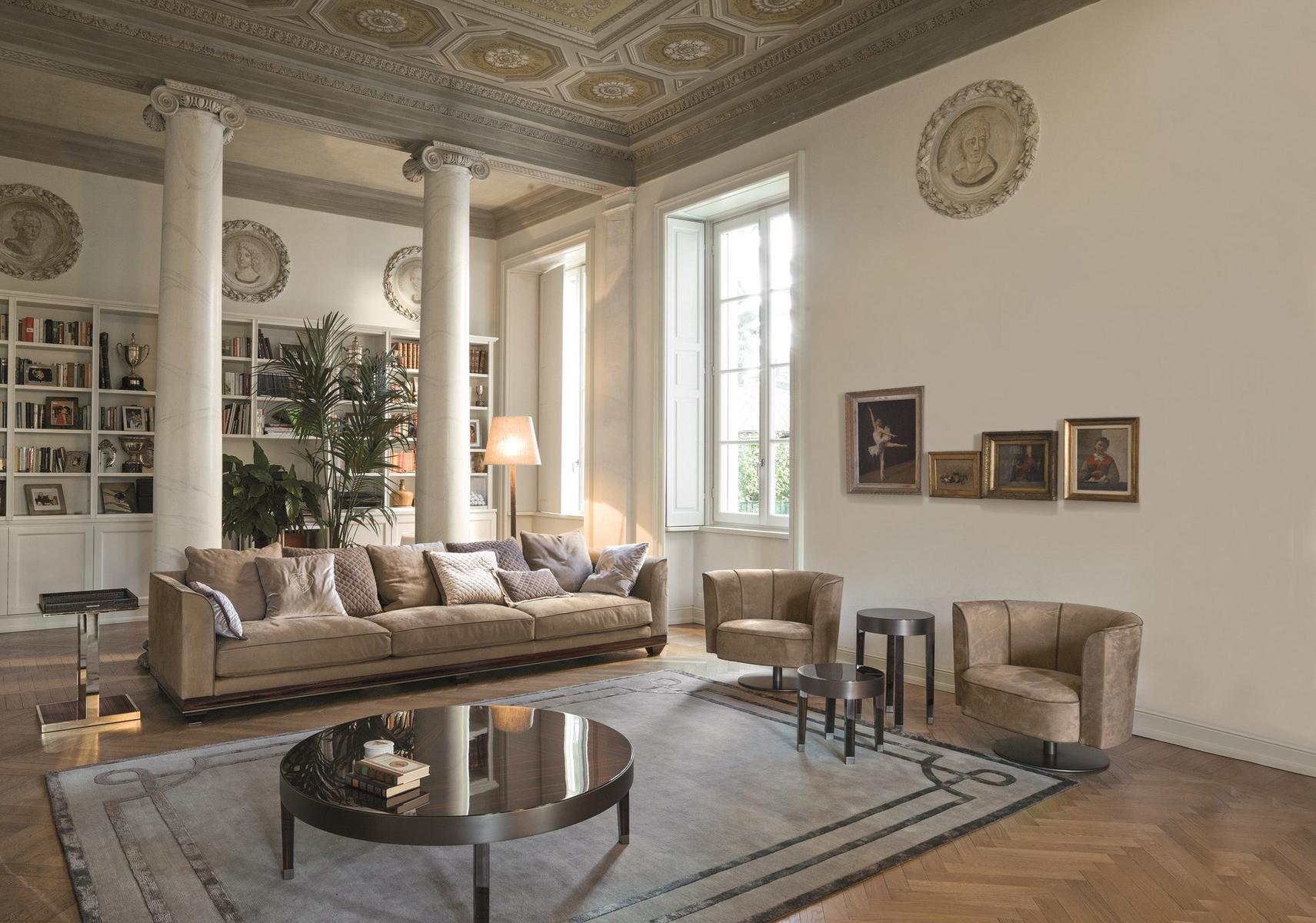 LOUIS Square leather coffee table