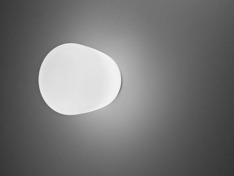 LUMI BAKA Glass wall lamp