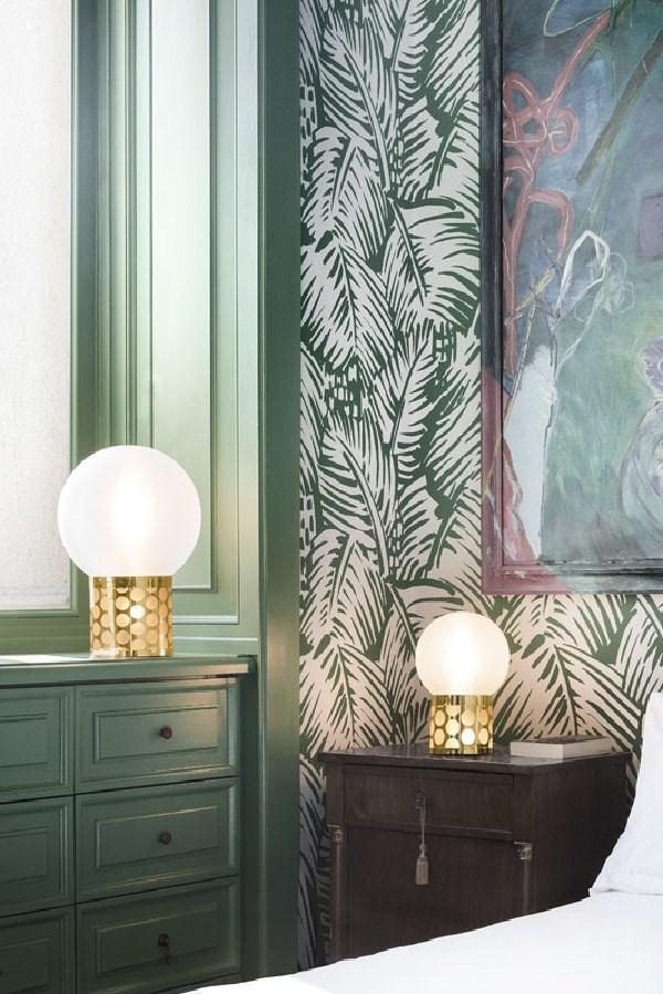 ATMOSFERA Goldflex® and methacrylate LED table lamp