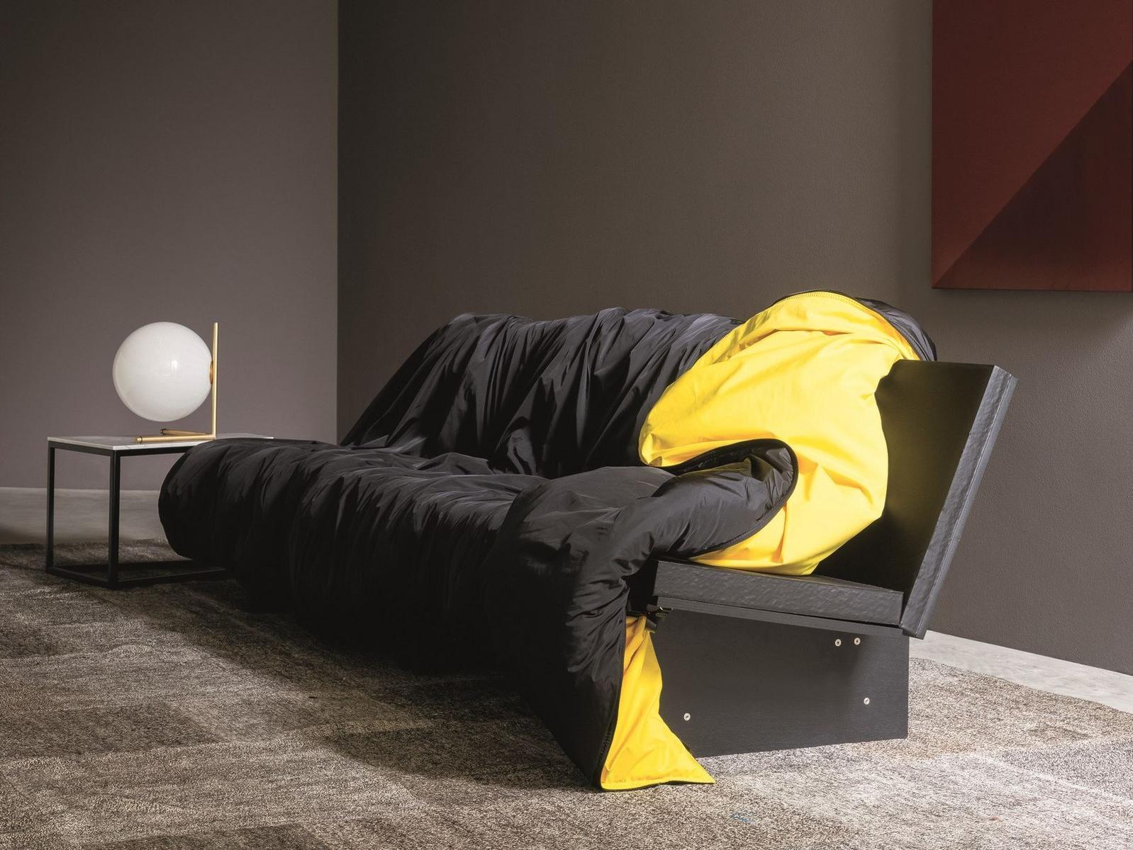 KNP Polyurethane sofa