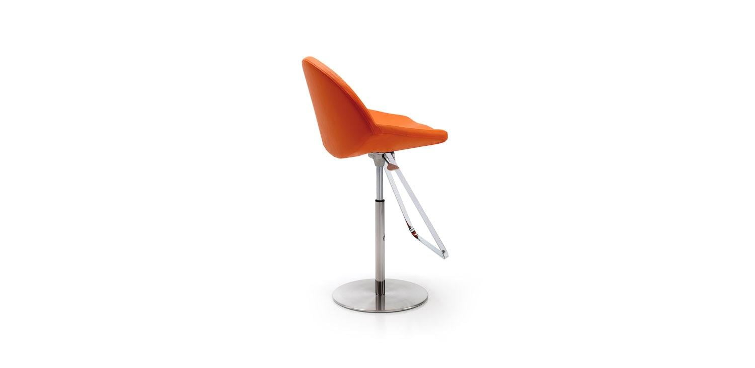 KISS Nabuk bar chair