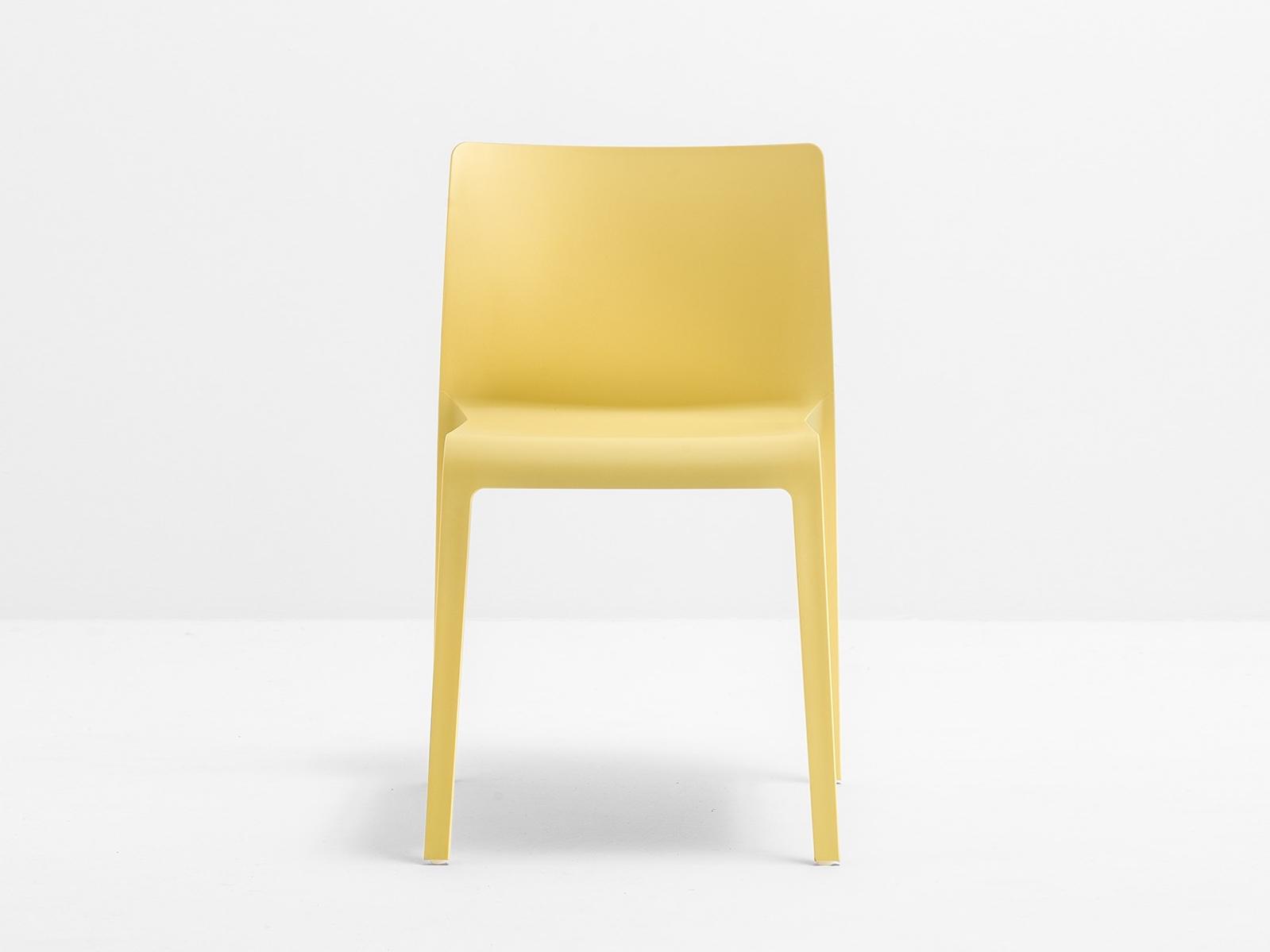 VOLT 670 Polypropylene chair