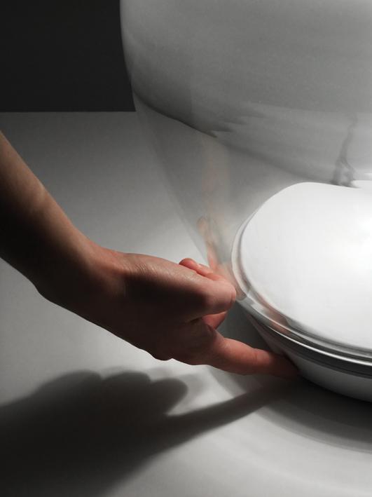 EMPATIA LED blown glass table lamp