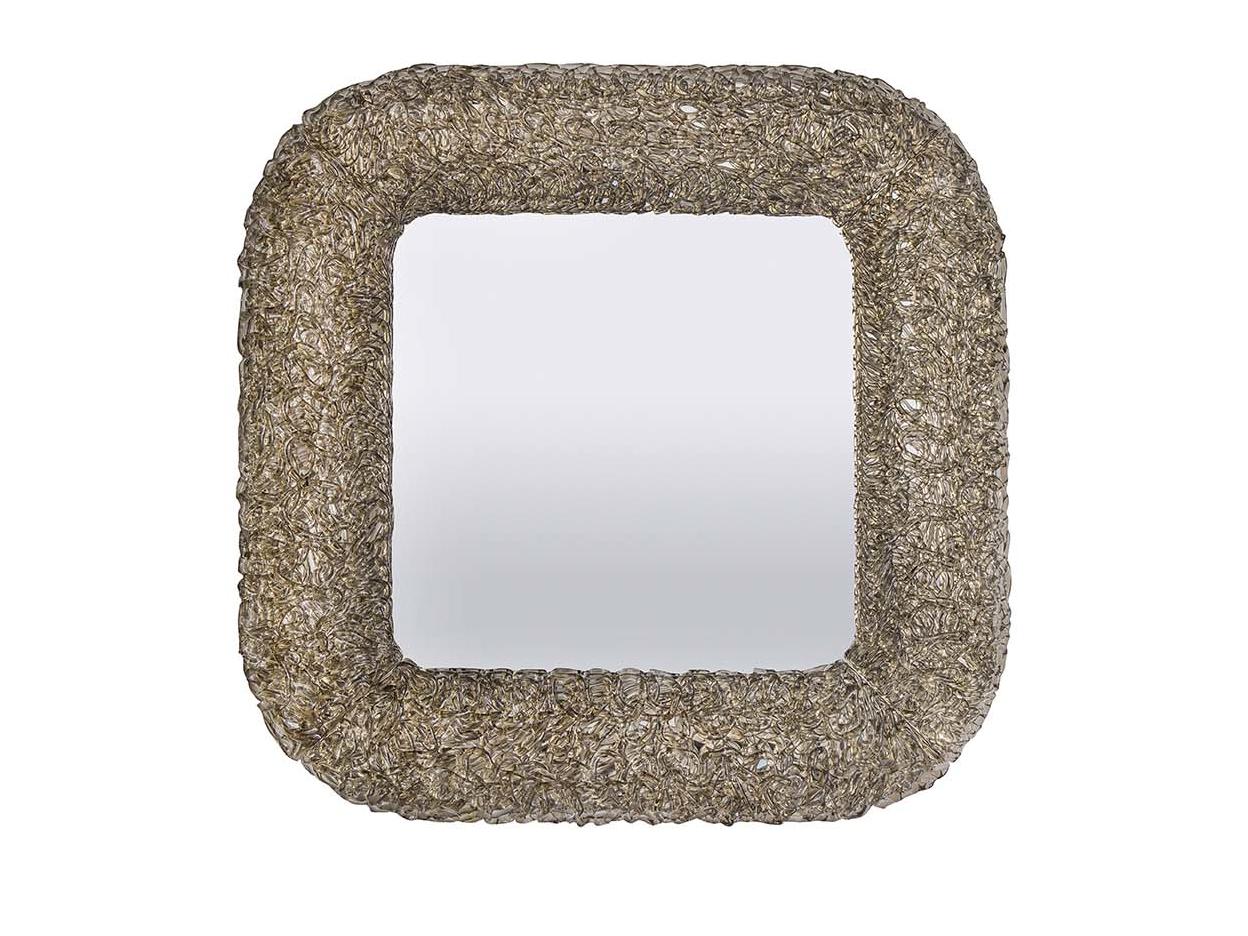MACRABÈ Square framed wall-mounted mirror