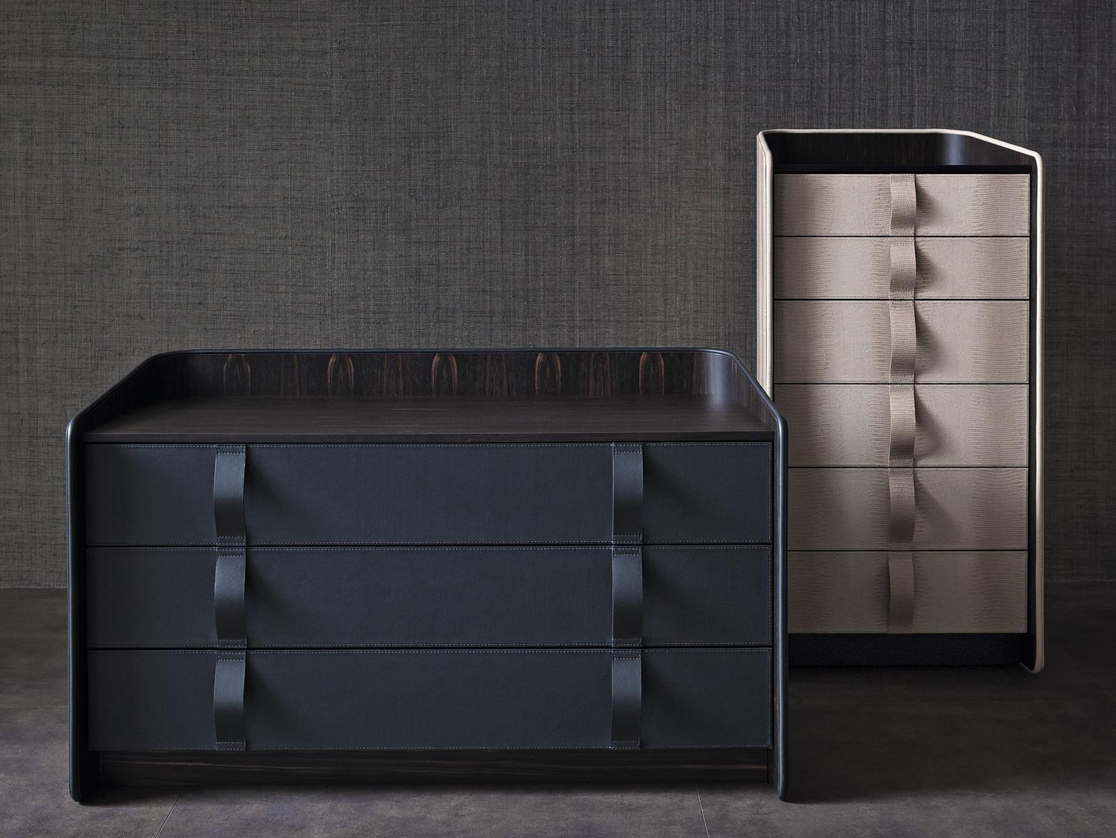 GENTLEMAN Leather chest of drawers