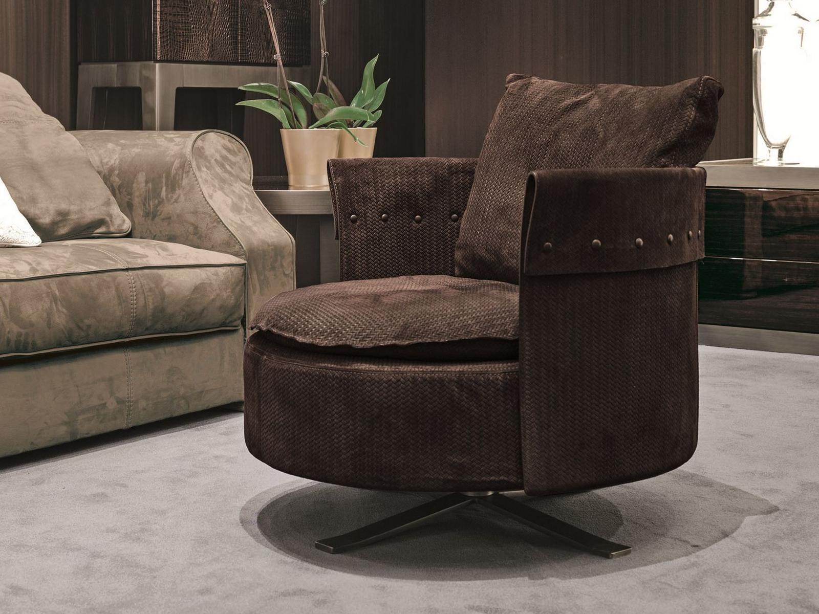CHARME Velvet armchair