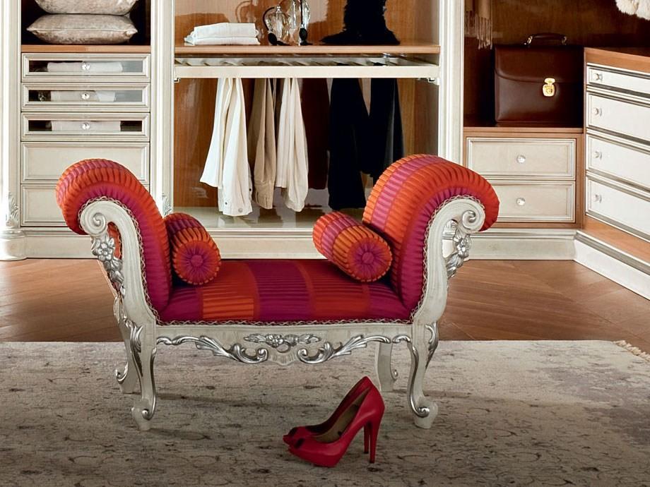 13523 Upholstered bench