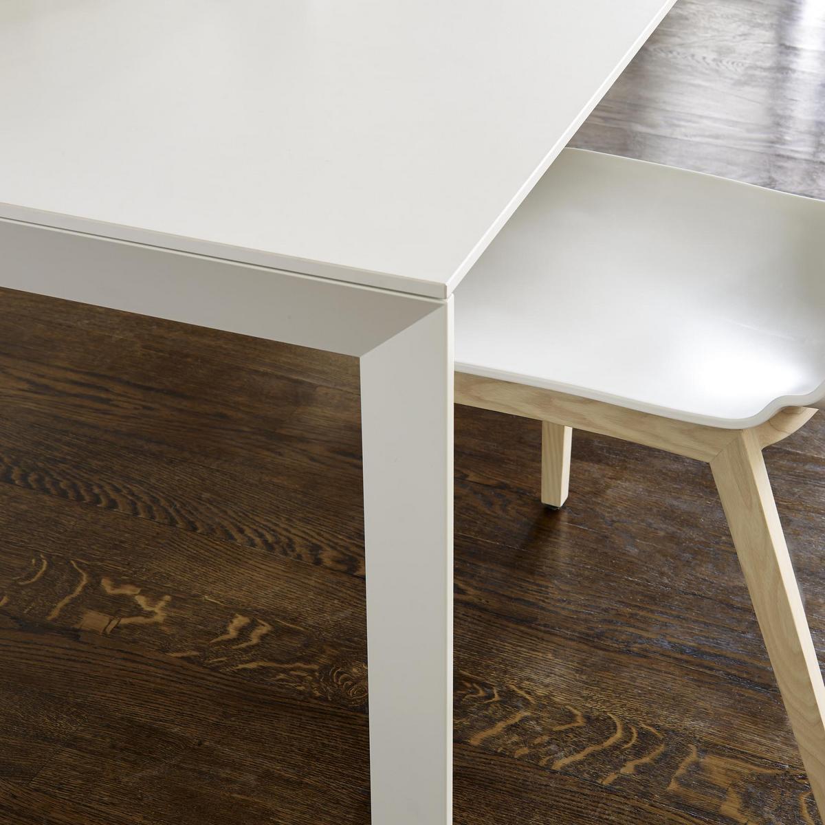 FROST Extending rectangular wooden dining table