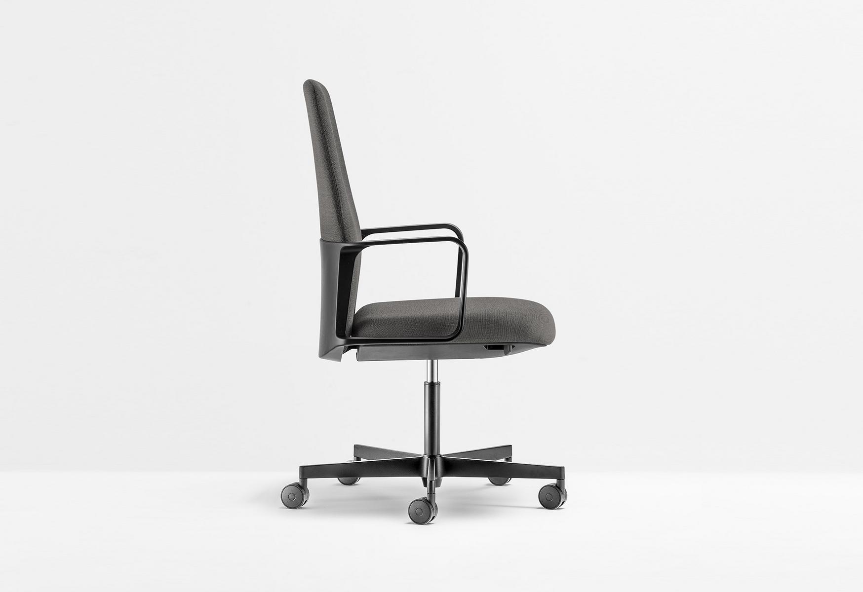 TEMPS 3765 Fabric task chair with 5-Spoke base