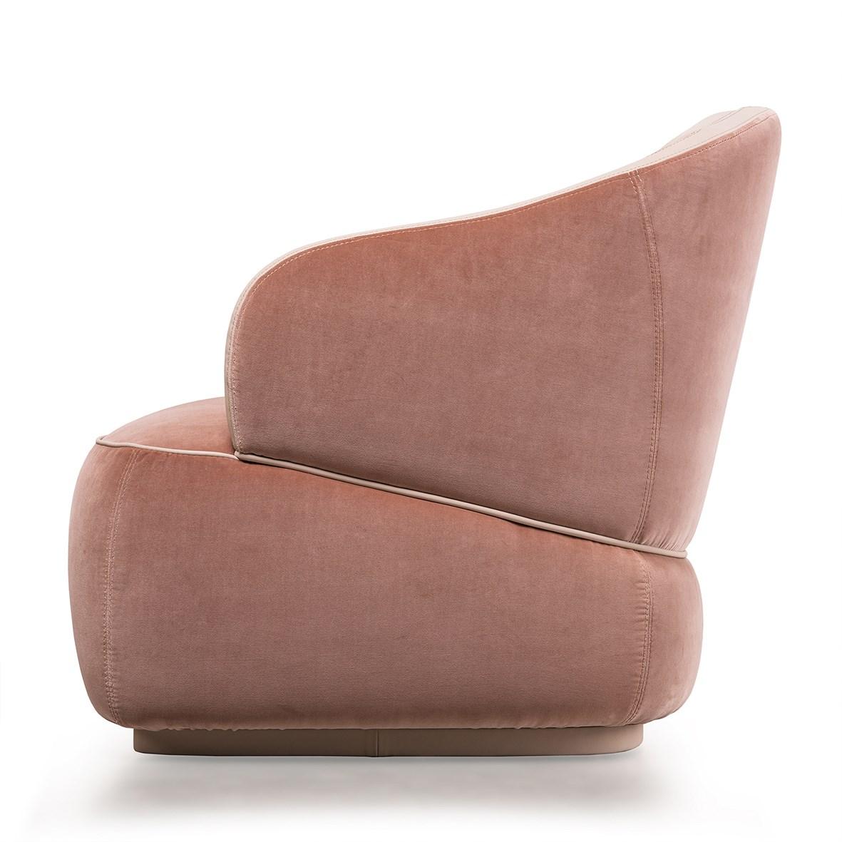 BLOOM Velvet armchair with armrests
