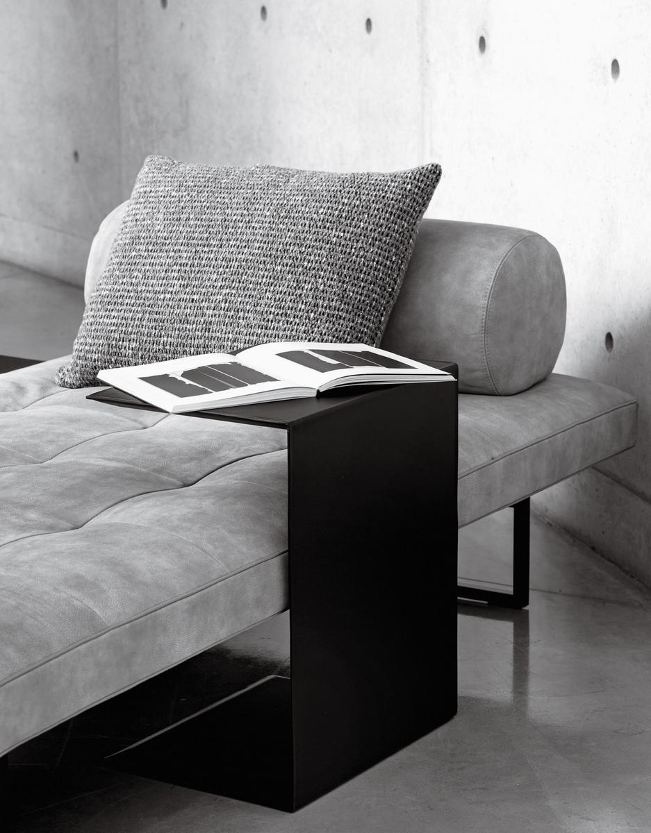 LUDWIG Rectangular aluminium side table