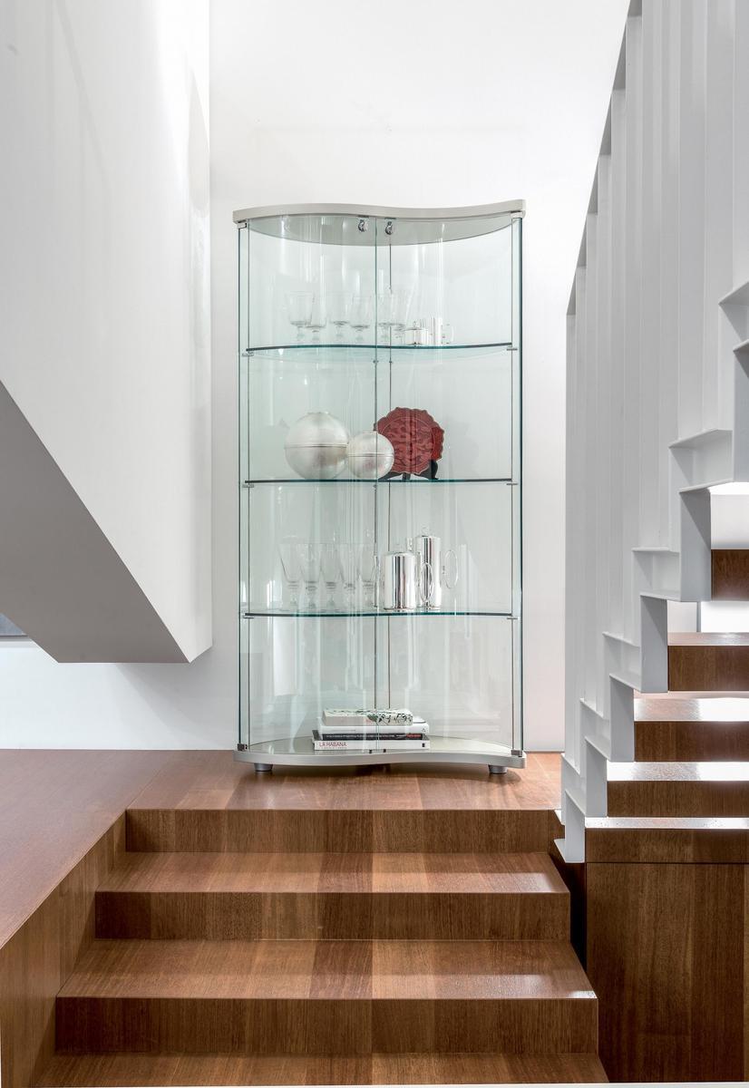 OREGINA Wood and glass display cabinet with integrated lighting