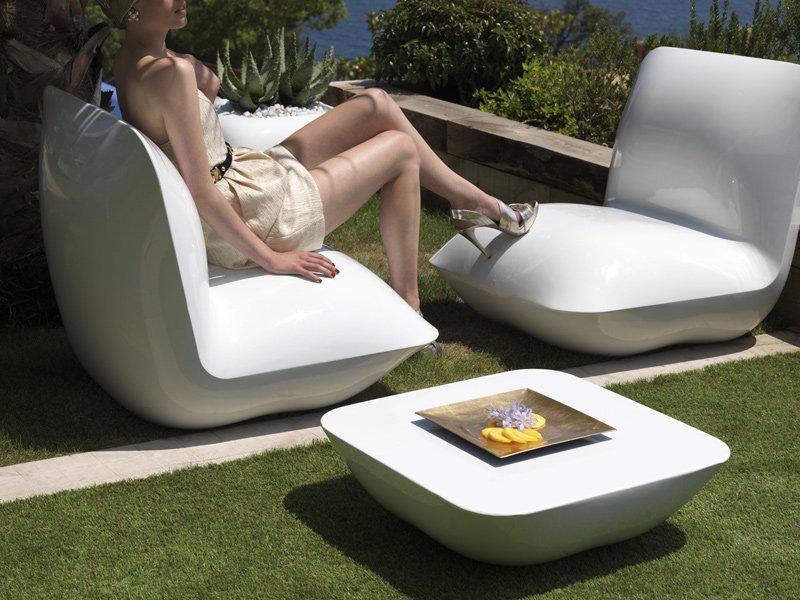 PILLOW Polyethylene garden side table