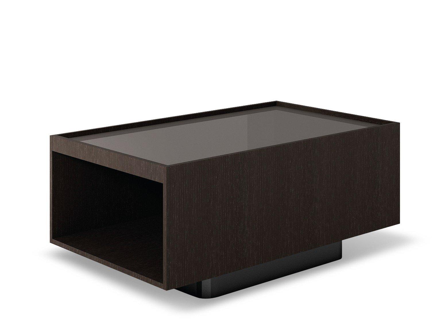 CLOSE Coffee table