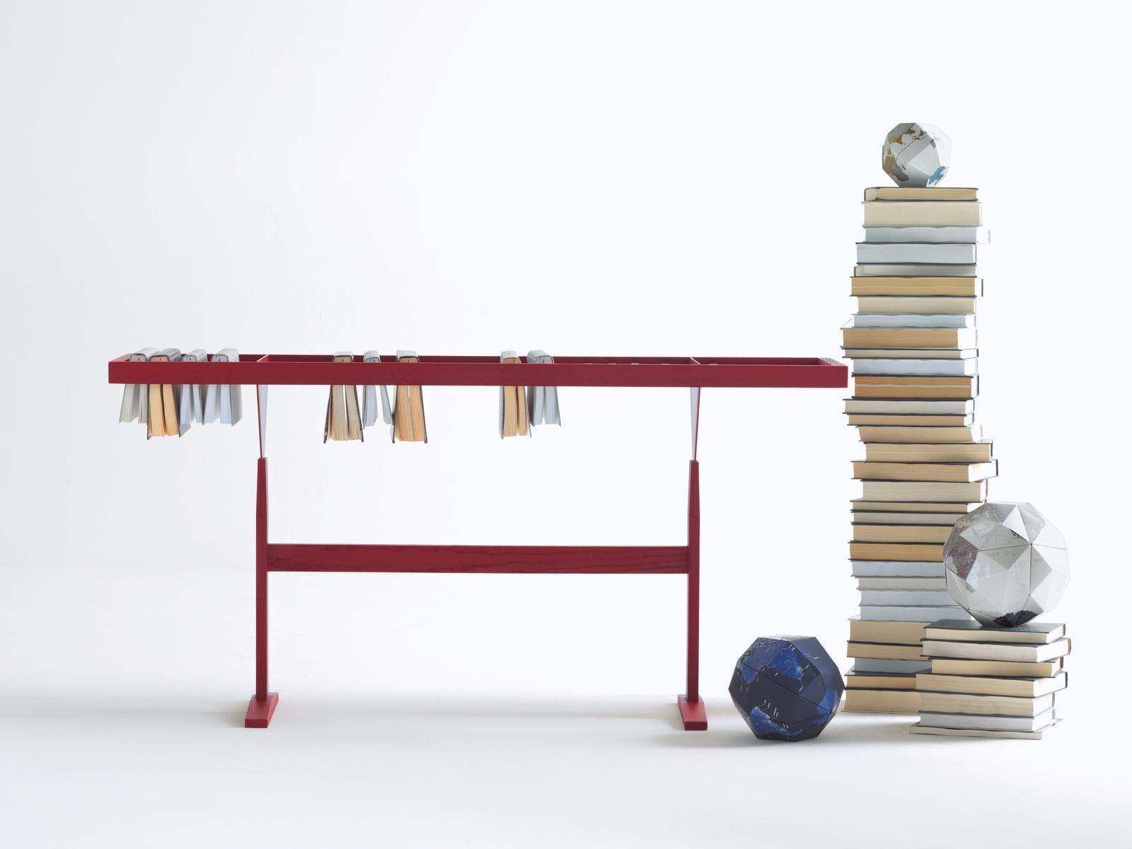 BOOKEN Wooden bookcase / coffee table