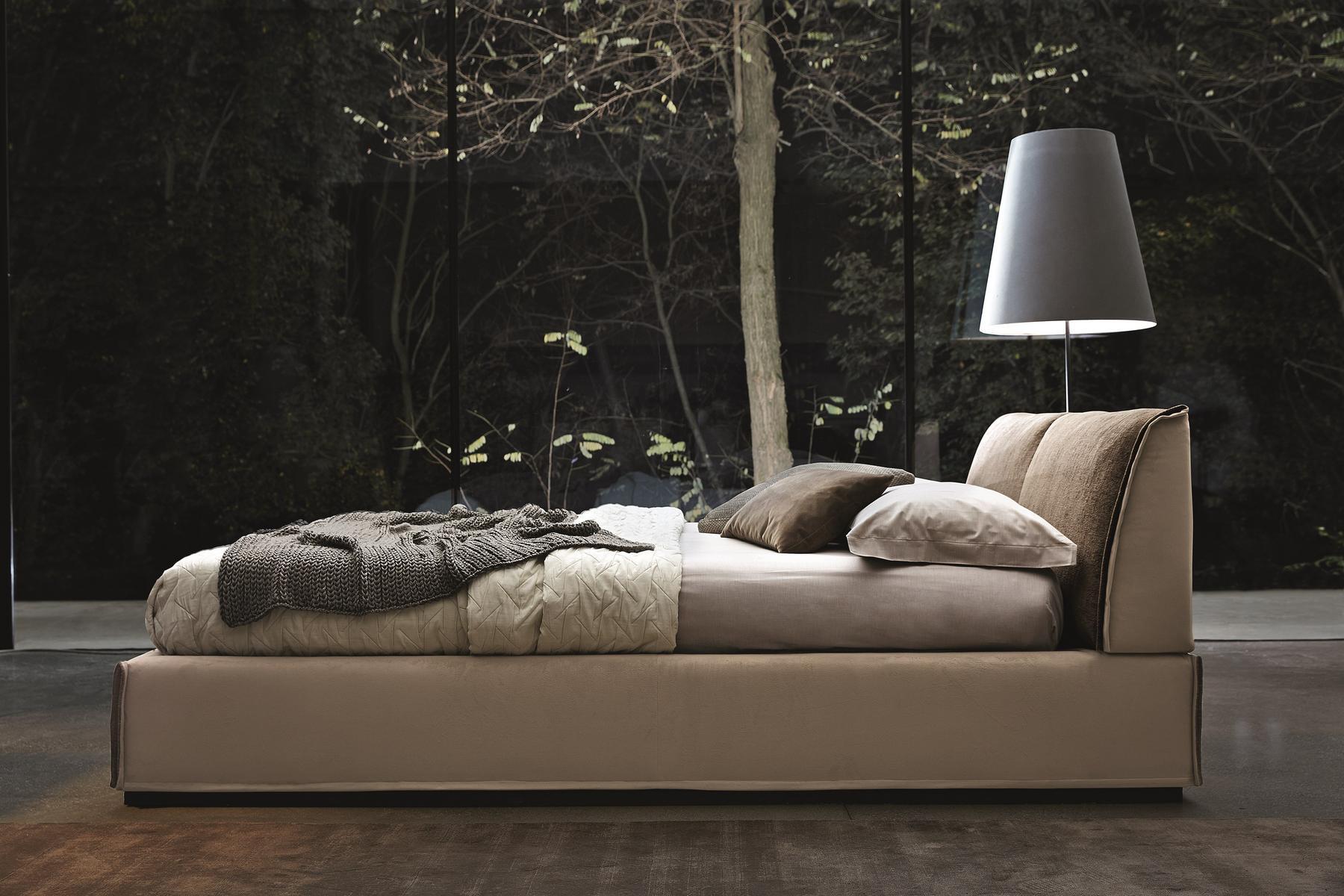MONOLITH 2.0 Upholstered leather storage bed