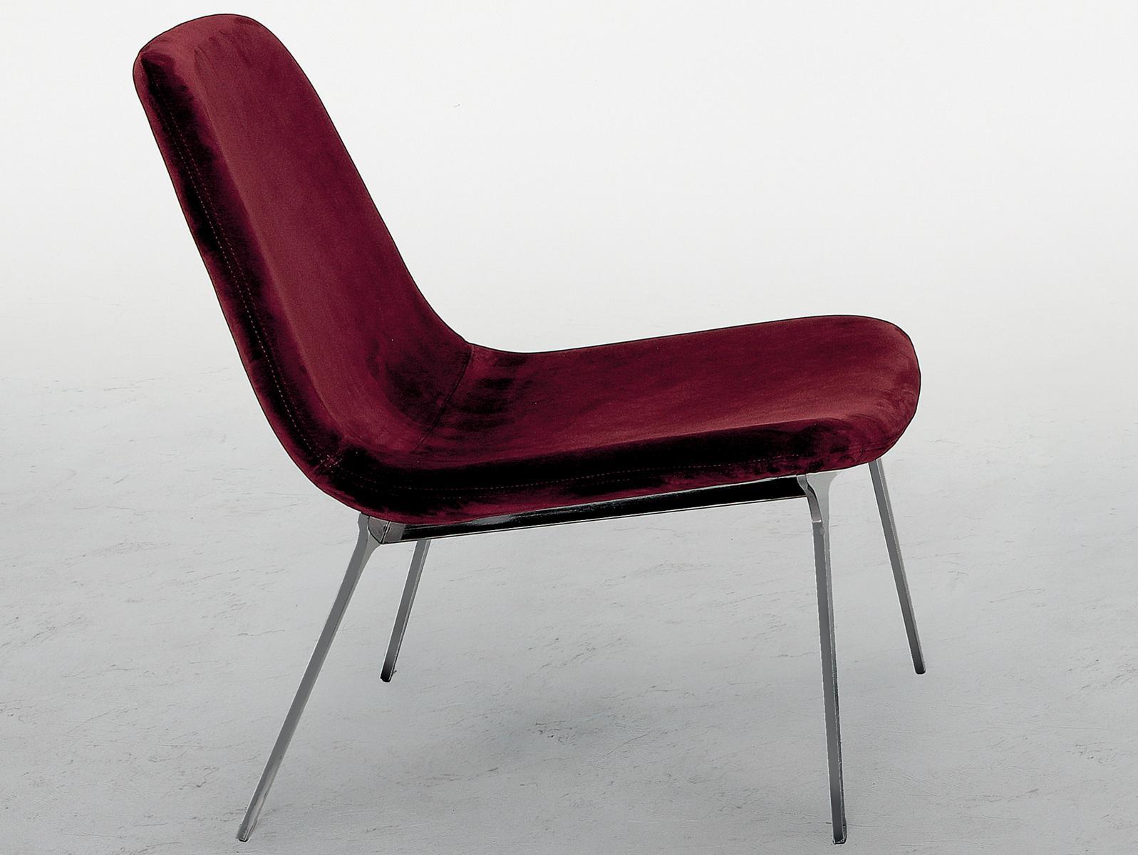 SVEVA Upholstered velvet easy chair