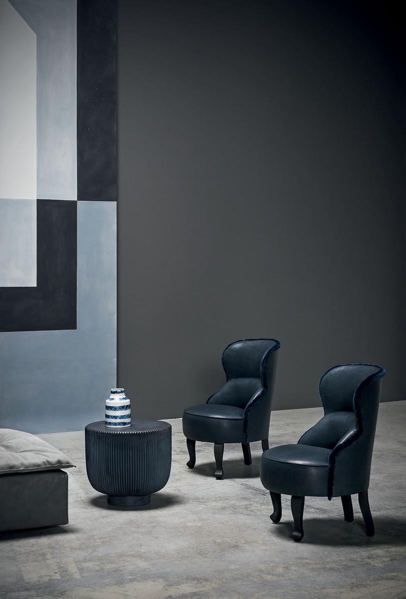 SELLERINA Leather armchair
