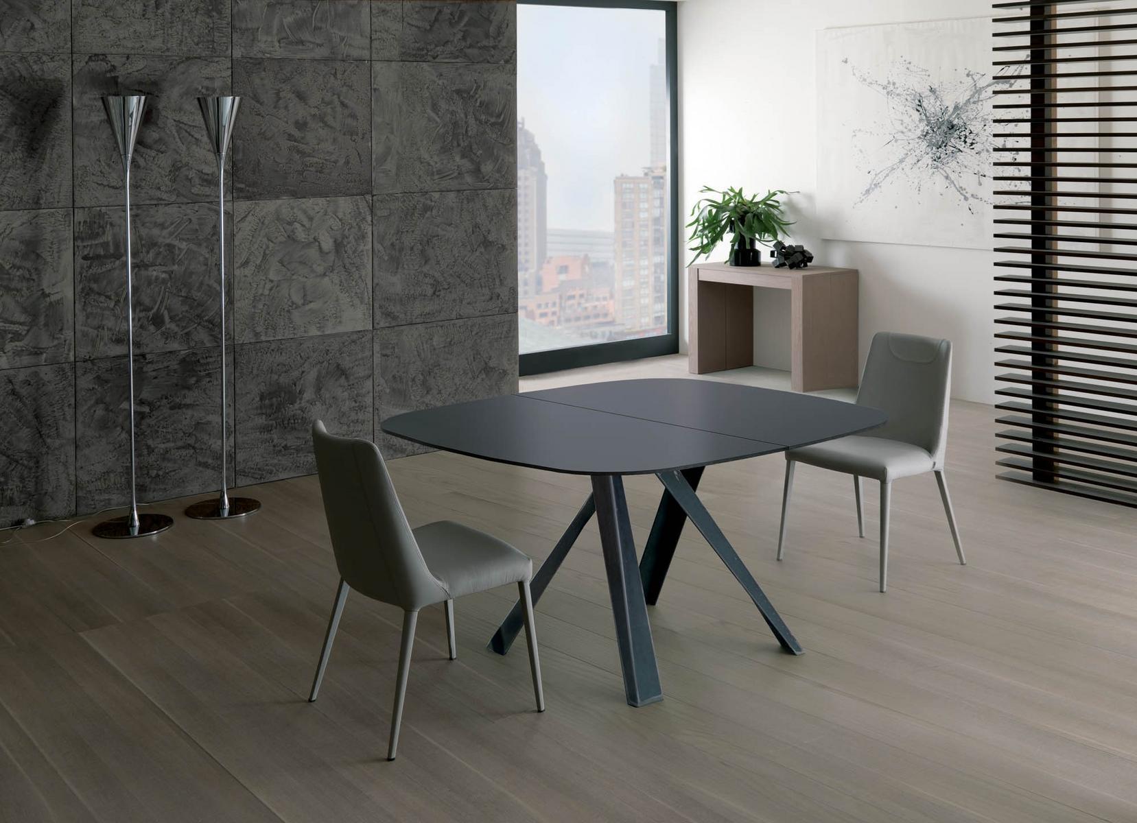 SOFIA Upholstered leather chair