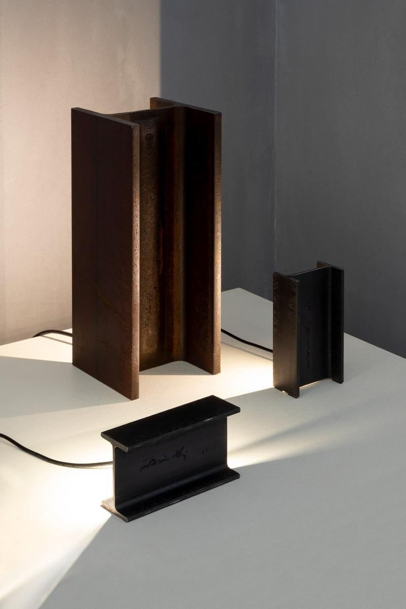MINI MAIS PLUS QUE CELA JE NE PEUX PAS LED metal table lamp
