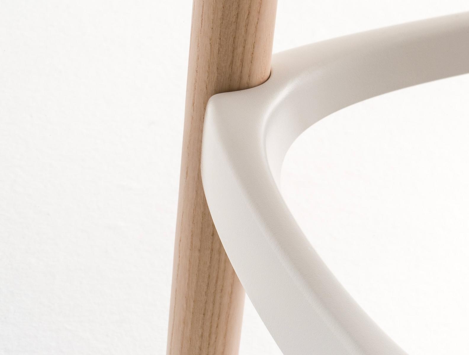 BABILA 2702 Wooden stool with footrest