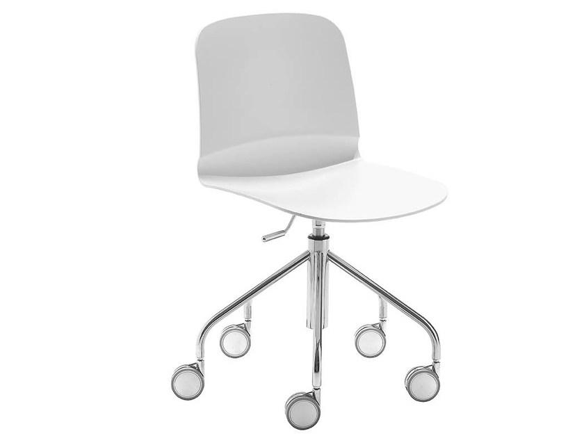 LIÙ D Trestle-based chair with castors
