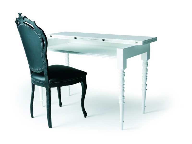 SMOKE DINING CHAIR Wooden chair with fire retardant padding