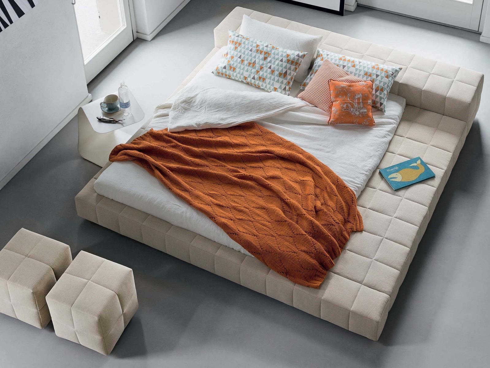 SQUARING Double bed with removable cover