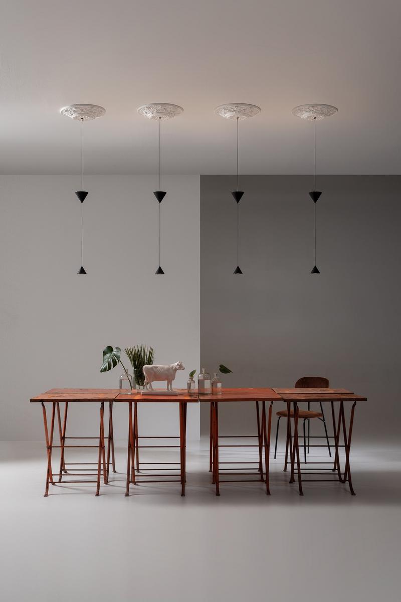 MOONBLOOM LED plaster and aluminium pendant lamp