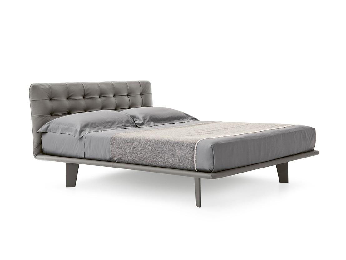FILO Leather double bed with tufted headboard