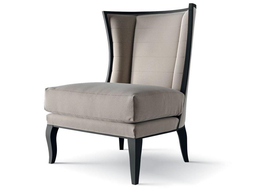 5644 - 6344 Upholstered fabric easy chair