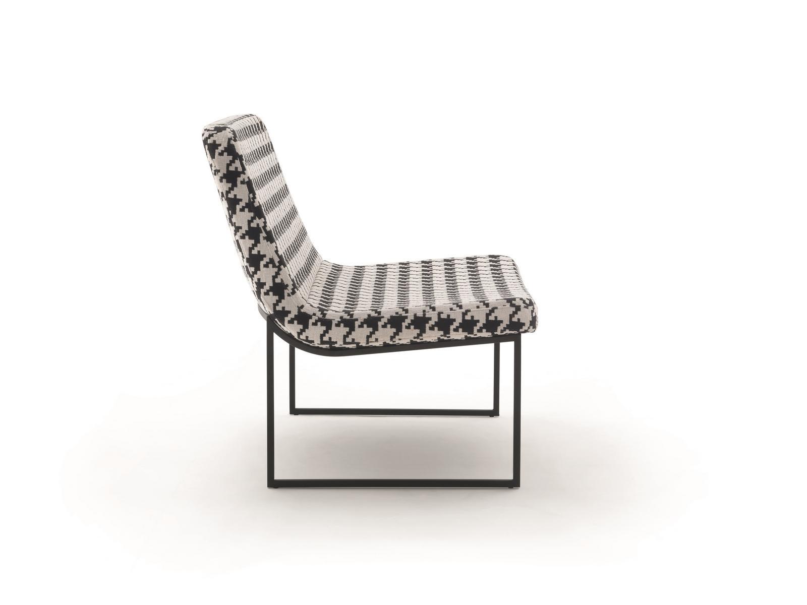 SELLA Sled base tufted upholstered leather armchair